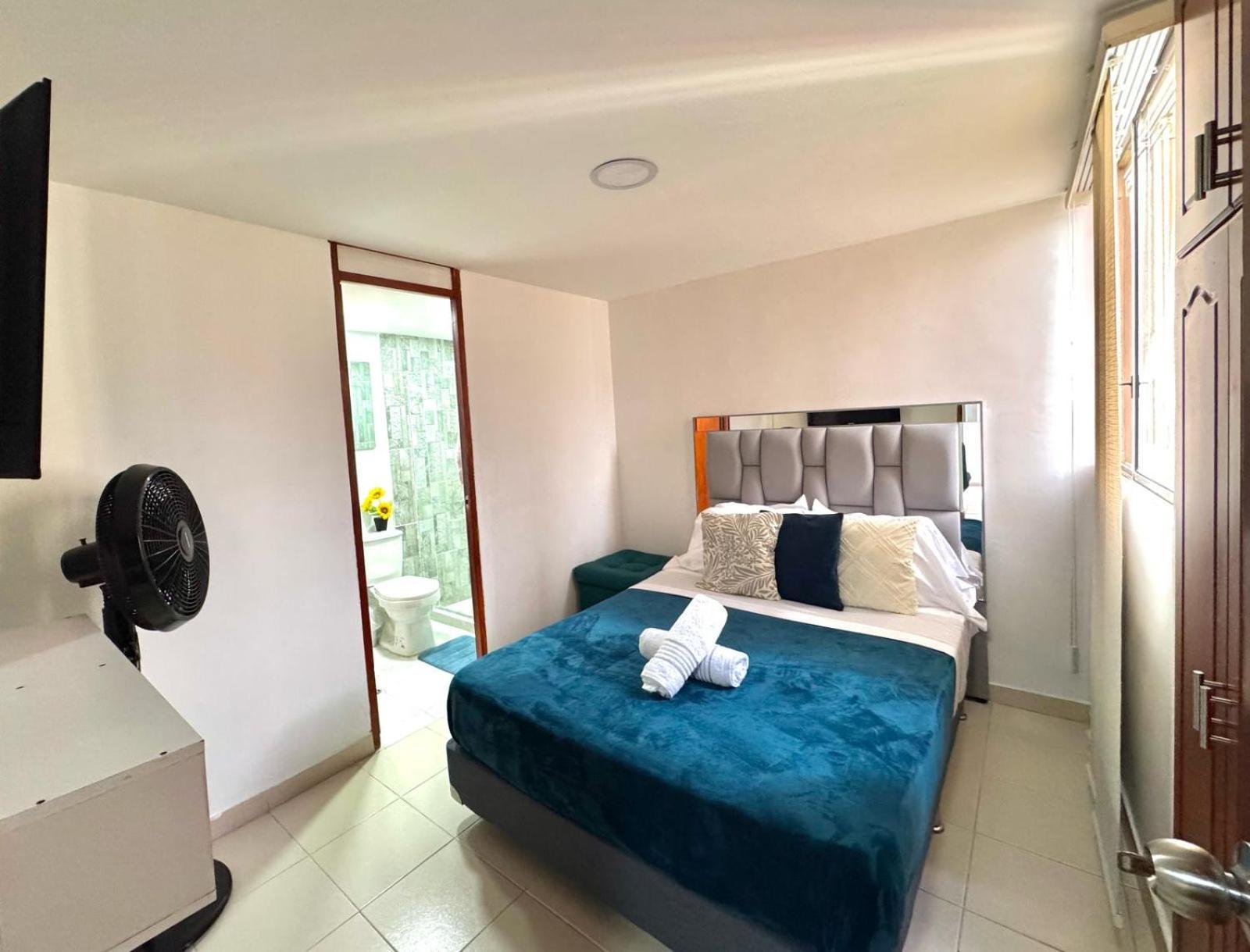 Zona Rosa De Medellin, Ubicacion Cerca De Centros Comerciales Y Tranvia Del Metro Apartamento *